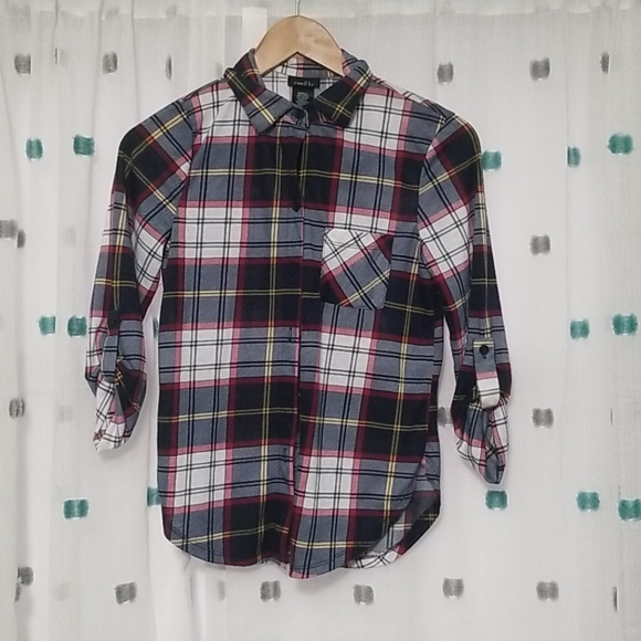 Rue21 Tops - Blue plaid button down